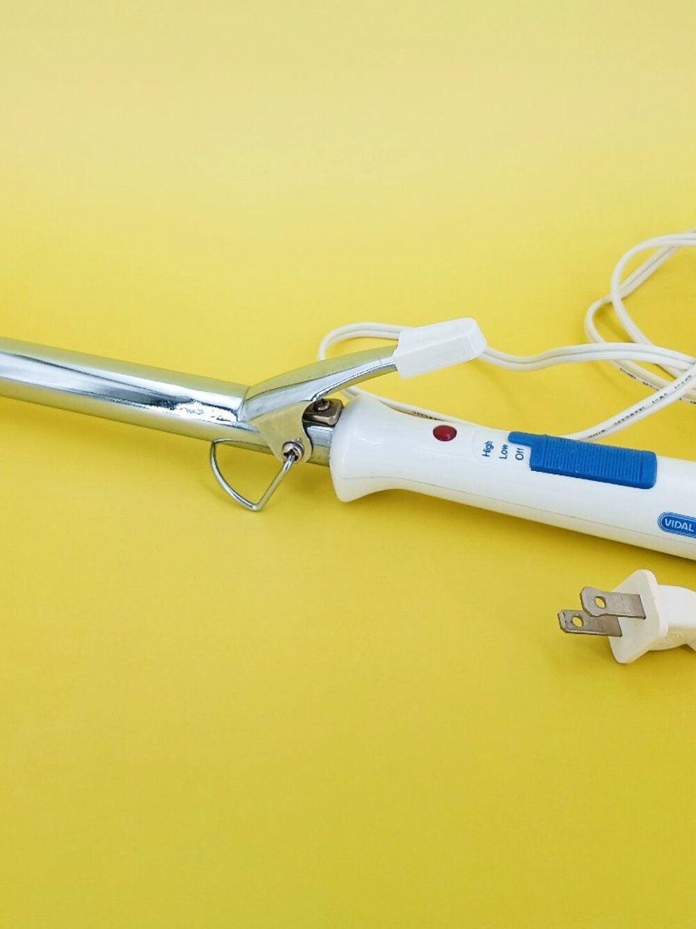 Vidal Sassoon Curling Iron, 3/4 Inch, Model 9401, 3 Heat Settings, Swivel Cord